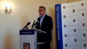 Rada města řešila družstevní byty, Plavecký stadion i tržnici