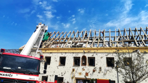 Krajští hasiči se po 15 dnech vracejí domů z Moravské Nové Vsi