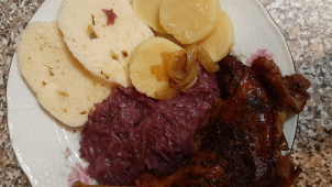 Vaříme s Večerníkem: Svatomartinská husa