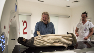 Fakultní nemocnice Olomouc pomáhá léčit stará umělecká díla