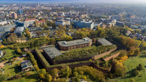 Fort Tafelberg: Od armády, přes nemocniční archiv, až po muzeum?