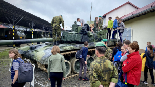 Víte, jak se žije u 73. tankového praporu?