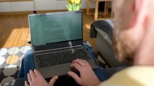 S výdaji na školní pomůcky může pomoci i stát