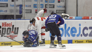 Hokejisté HC Olomouc získali v Brně bod