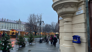 Prostějov poctil Jiřího Wolkera modrou poštovní schránkou