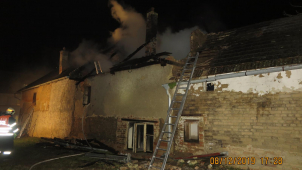 Na Prostějovsku hořel rodinný dům