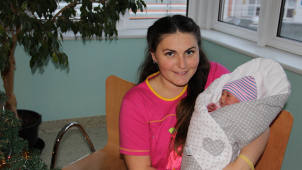 V prostějovské nemocnici se loni narodilo 832 dětí