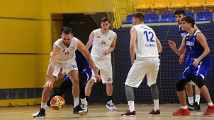 Basketbal Olomouc postoupil z druhého místa
