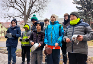Hlučná obchůzka s rožněm a kastroly se stala kulturním dědictvím