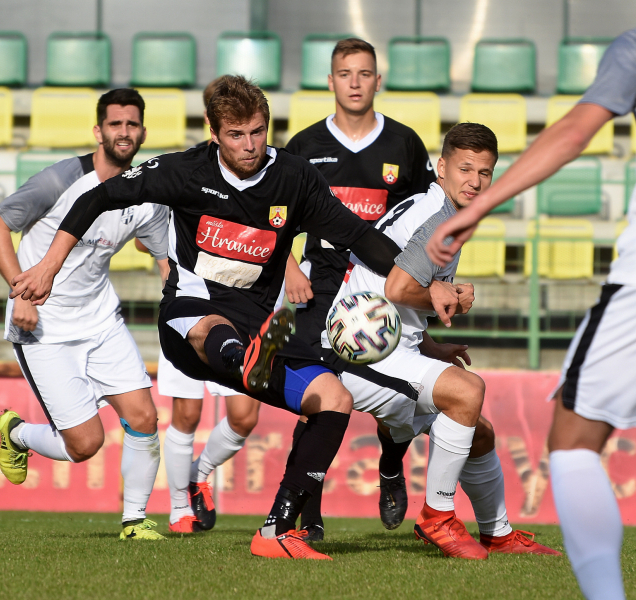 Fotbalisté Holice s další porážkou