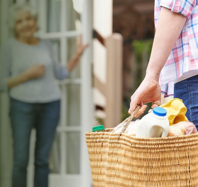 Charita opět nakupuje seniorům a lidem v karanténě