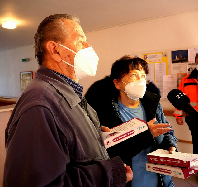 Olomouc rozdala respirátory seniorům v městských domovech