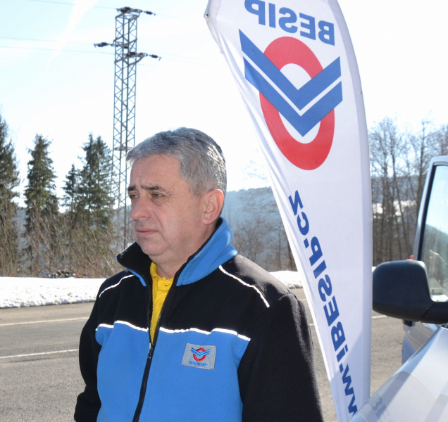 Charouz: Častou příčinou nehod je nedání přednosti v jízdě