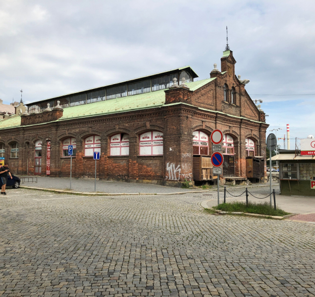Budova bývalých jatek na tržnici je na prodej