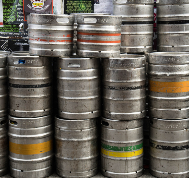 Z hospody si chtěl odnést pivní sud, nakonec ale odešel bez