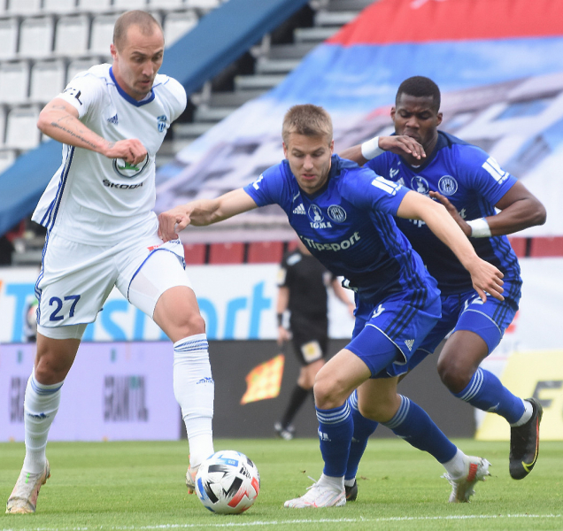 Sigma v oslabení náskok neudržela