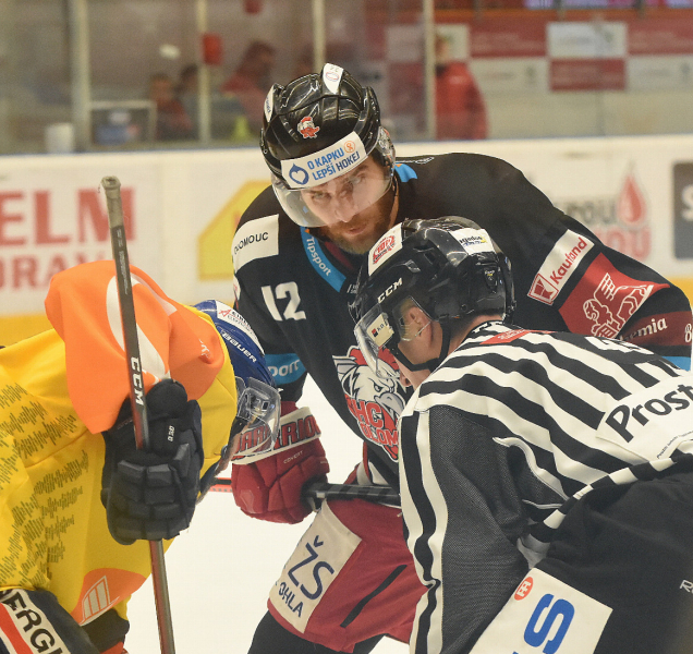 Hokejisté HC Olomouc prohráli v Hradci