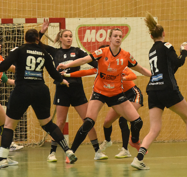 Házenkářky DHK Zora ovládly derby ve Zlíně