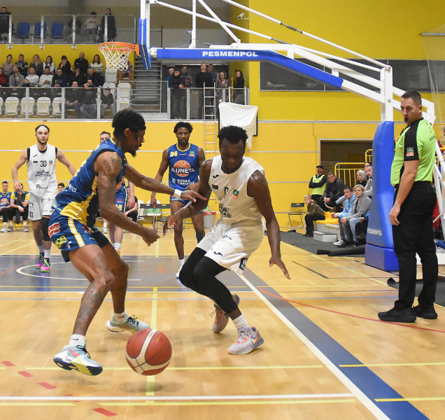 Basketbalisté BK REDSTONE nezvládli závěr