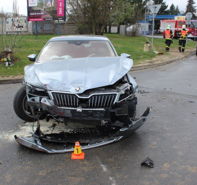 Při sobotní nehodě se zranili oba řidiči