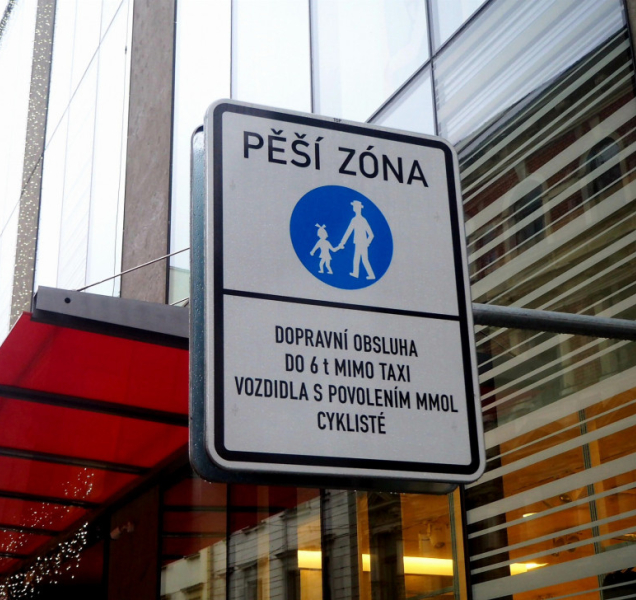 Krásné, ale prázdné kulisy