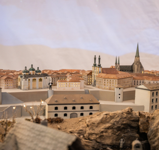 Den v Šantovce: betlém s Brücknerem, Tarja i otevření Popeyes