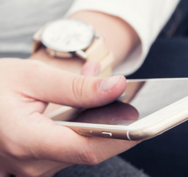 Obce riskují, SMS občanům posílají v rozporu s pravidly