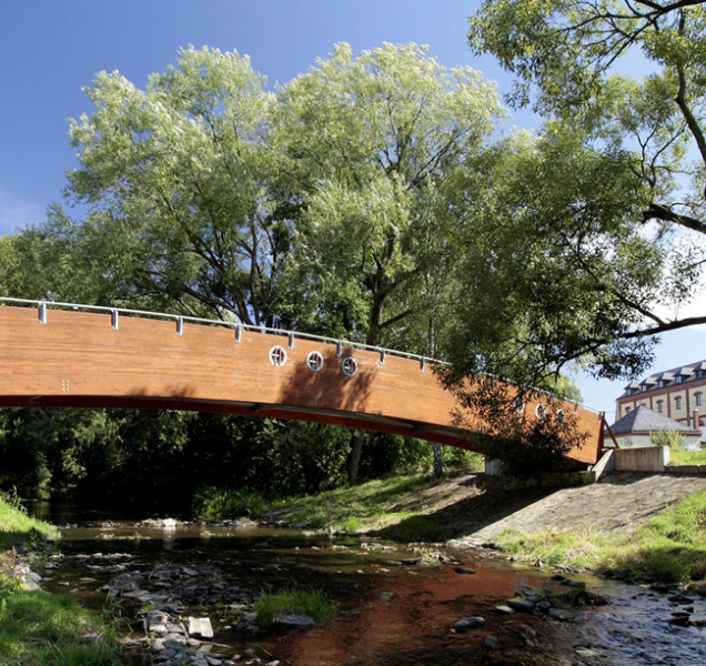 Velká Bystřice omezila používání vody k mytí aut