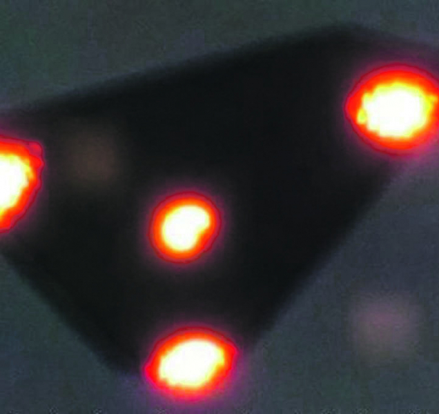 Dvě hlášení o svítících bodech: Olomoučané pozorovali UFO