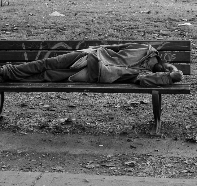 Opilý muž usnul v Olomouci na cyklostezce