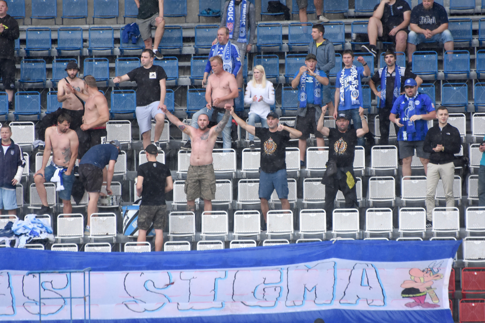 Na akce a stadiony může od pondělí až 2500 lidí