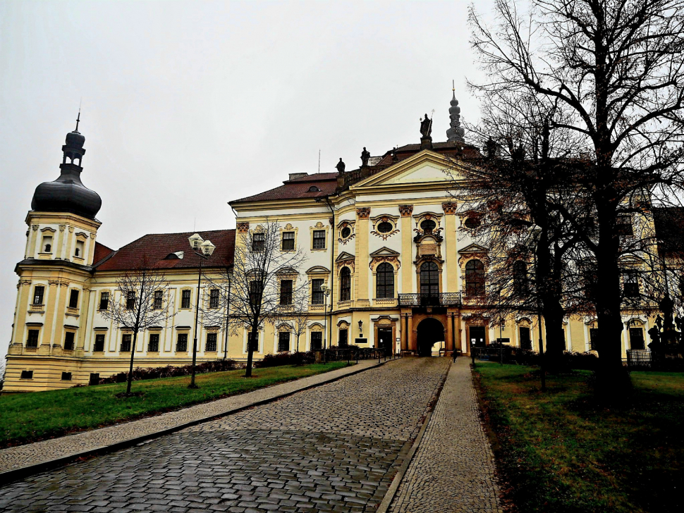 Historie olomouckých staveb: Klášterní Hradisko