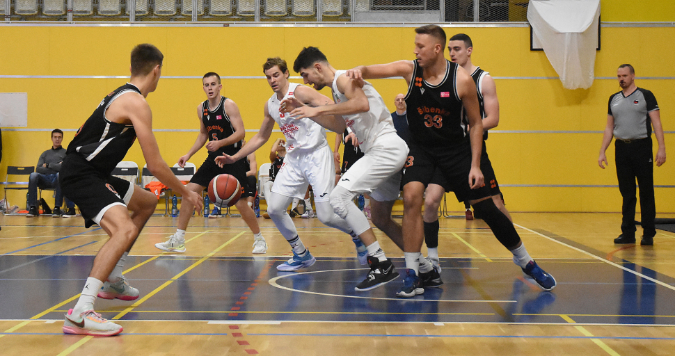 Basketbalisté BK REDSTONE prohráli s USK