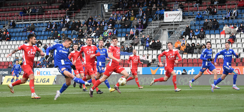 Fotbalisté SK Sigma remizovali s Pardubicemi