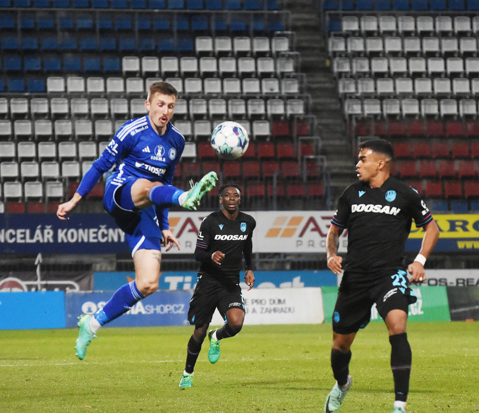 Fotbalisté SK Sigma v poháru nestačili na Plzeň