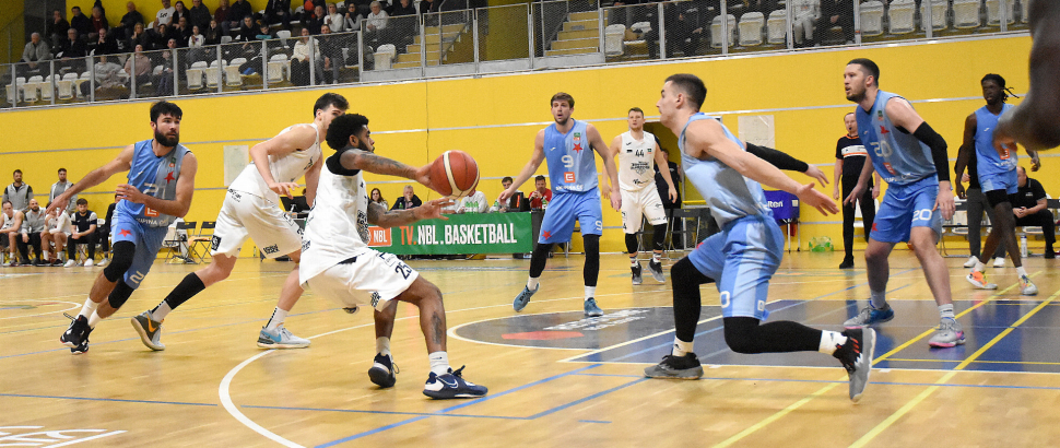 Basketbalisté BK REDSTONE zabojují o postup do Final 8