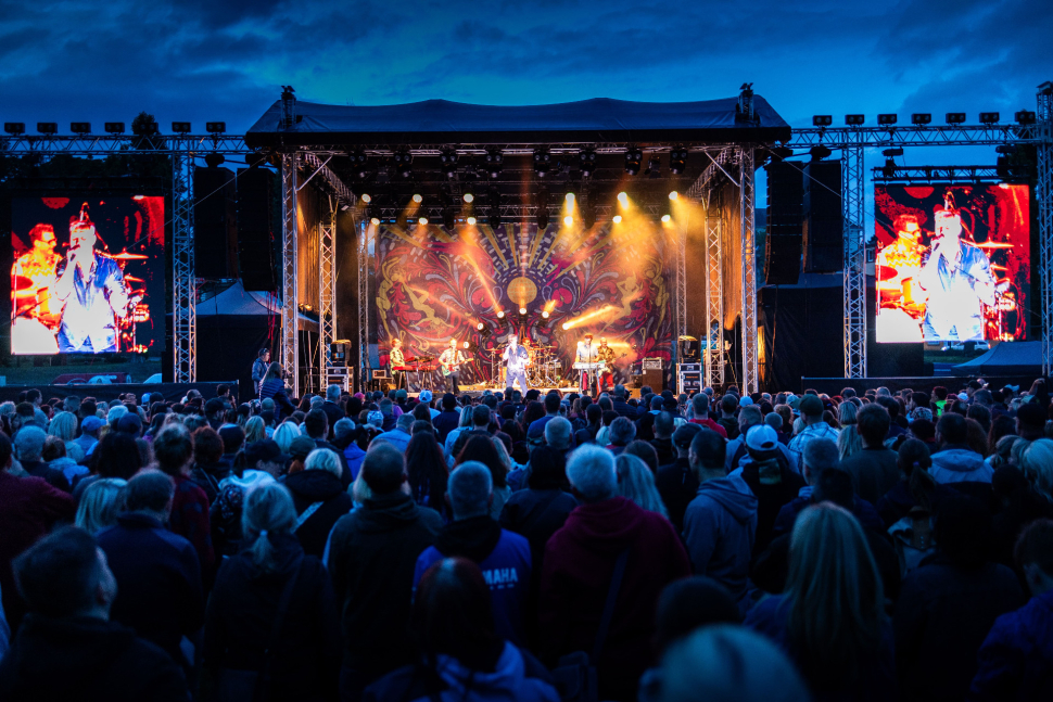 Ewa Farna a další hvězdy i sporty oživí Olomouc