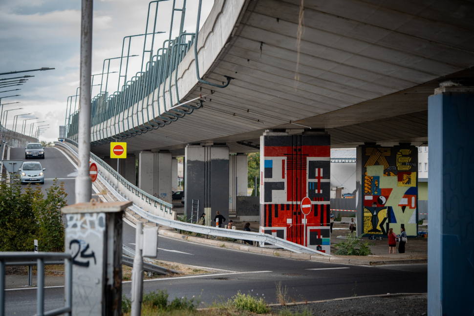 Malíři proměnili mostní pilíře či skatepark a oživili tržnici