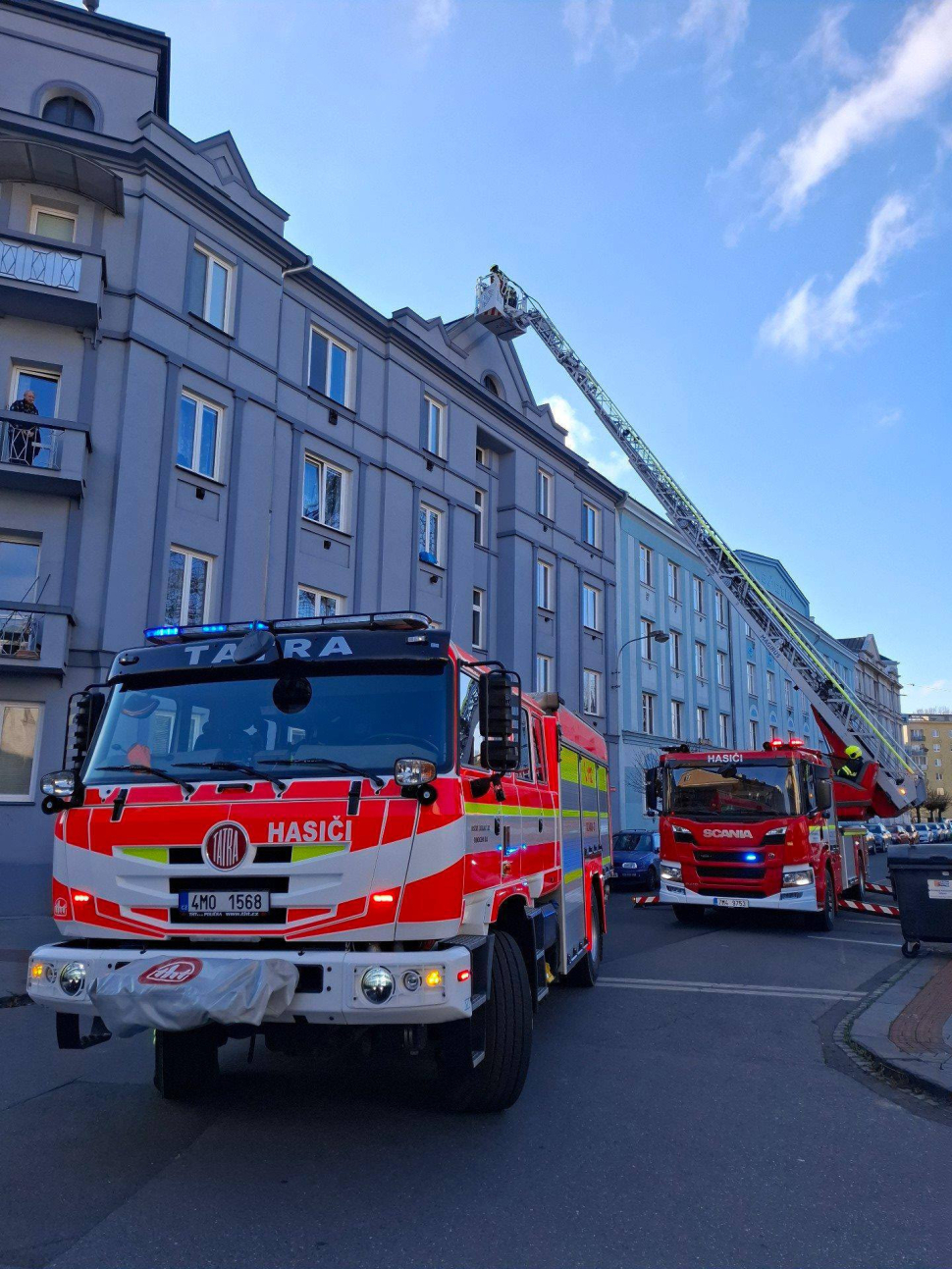 Silný vichr si vynutil třiatřicet výjezdů hasičů