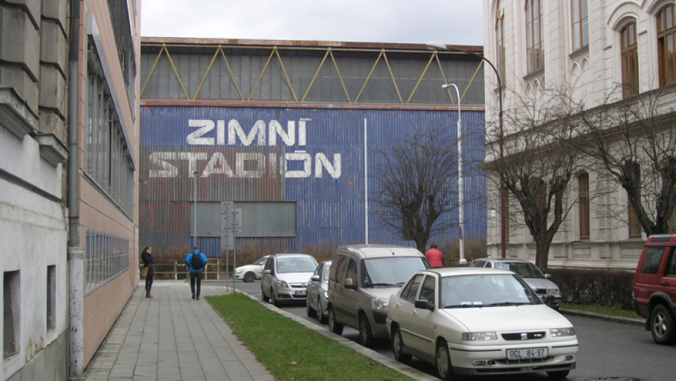 Historie o rekonstrukci zimního stadionu: Nesplněné sliby deseti let